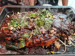 -小雷家烤鱼家常菜