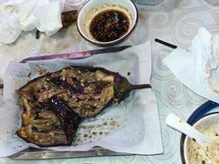-海盗船. 龙虾烧烤. 酒馆