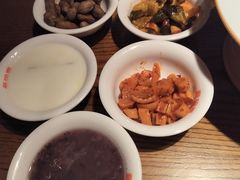 -爱碗亭·鲜炒湖南菜(壹城中心店)
