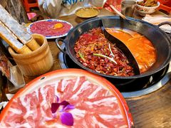 -萍姐火锅·公路夜市(武汉首店)