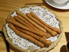 茴香小油条-小小河边鱼(天润城店)