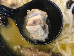 -老妈米线(港龙店)