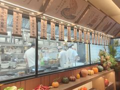 -千百味红餐厅·非遗江西菜(绿地双子塔总店)