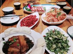 -老滇山寨•云南特色菜•地方菜•民族风情歌舞表演(金碧店)