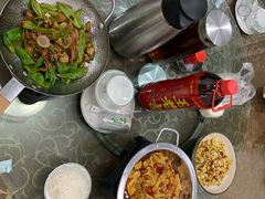 湖南辣椒炒肉-湖南人家湘菜馆(镇江路店)