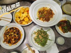 -闫府私房菜·百年鲁菜(恒隆店)
