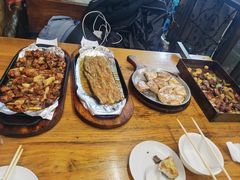 -老东镇啤酒屋海鲜加工·蒸汽海鲜·海鲜烧烤(台东店)