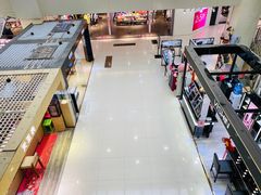 -鸿通城购物中心