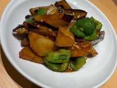 -关东小磨东北菜(上海长风大悦城店)