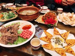 -吉祥圣雪藏餐