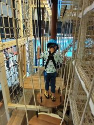 -PIPIKINGDOM皮皮王国欢乐号(欢乐海岸购物中心店)