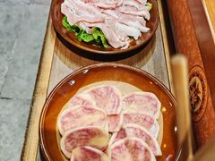 -阿山卓·野生菌火锅·纳西火塘烤肉