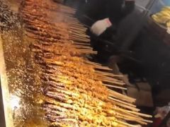 -洪河半边街夜市