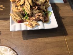 -鲁南仔·滕州炒鸡(经三路店)