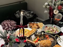 -静香HOUSE·全时段融合餐厅(七星欢乐颂店)