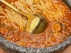 小锅米线-浩海火燒雲傣家菜(芮欧百货店)