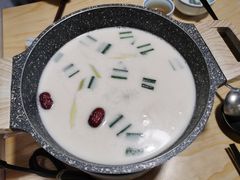 椰浆斑斓叶香茅汤底（纯素）-十二舍·湯物素煮(江泰潤政店)