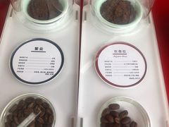 -UNI UNI(环亚凯瑟琳店)