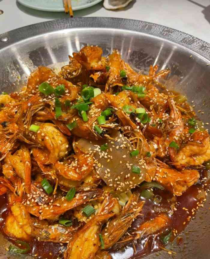 光头鸭恋虾干锅火锅(凤城六路店)