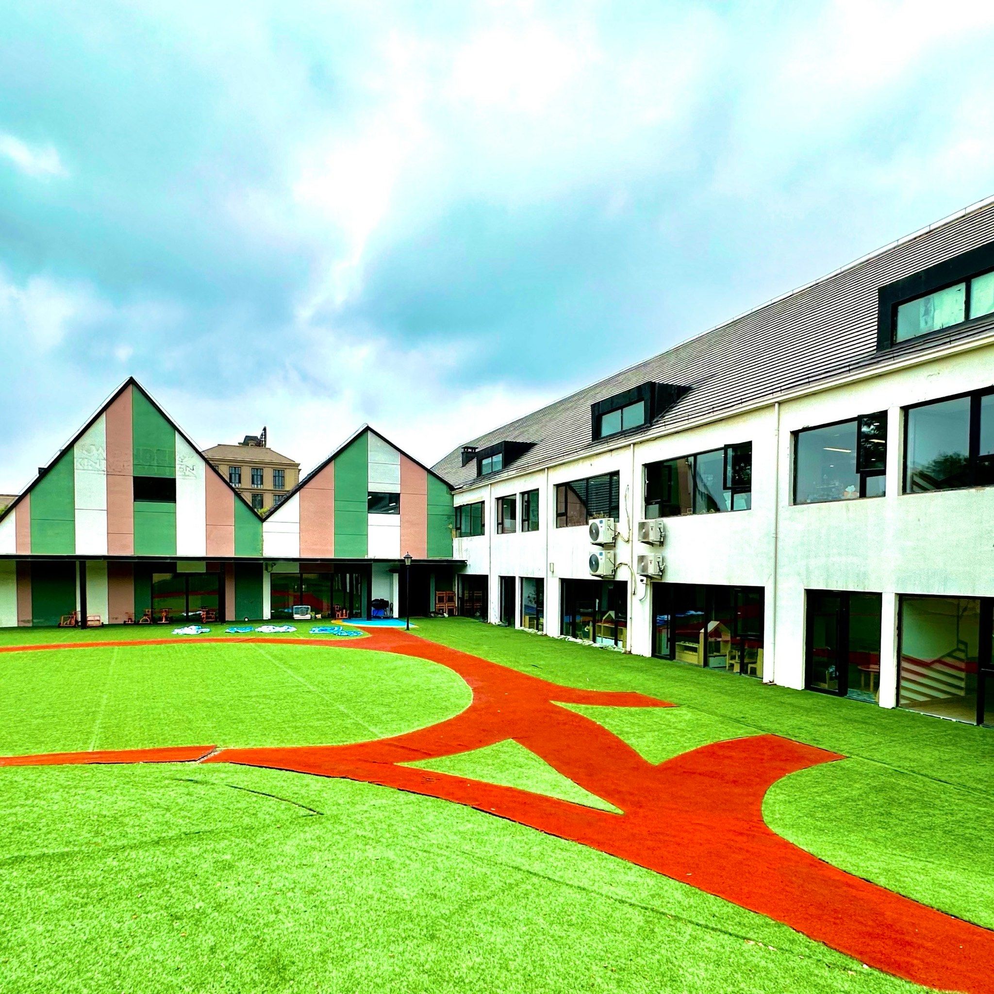 教室外的风景一样迷人