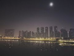 -南京眼步行桥