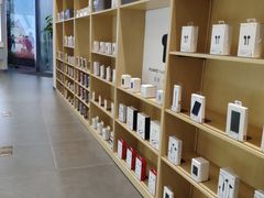 -华为授权体验店(中山公园来福士)