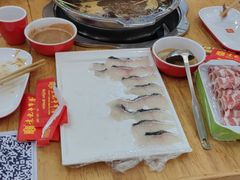 -袁记串串香(泉水轻轨站店)