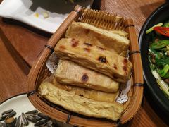 石屏烧豆腐-老滇山寨•云南特色菜•地方菜•民族风情歌舞表演(金碧店)