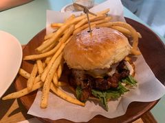 烤鸡肉汉堡-sugarman espresso素饮糖人高新咖啡工厂