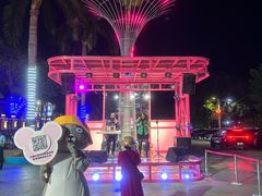 -亚龙湾亚泰商业街