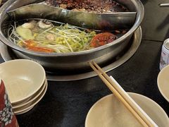 -岗上渣渣老火锅(两路口店)