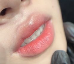 -韩美绣·骨相纹眉·洗眉美瞳线