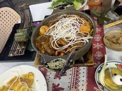 -刘姐啤酒鱼民族演艺餐厅(西街总店)