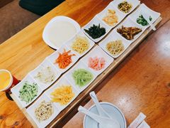 -怪噜范·老贵阳街头名小吃(数博万达店)