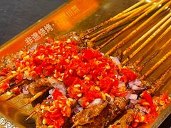 -何师烧烤Pro ·小龙虾·江湖川菜·精酿啤酒(太古里旗舰店)