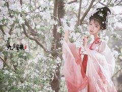 -九月鹰飞汉服摄影工作室