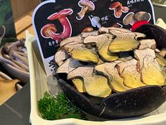 -季季山•云南野生菌火锅(上海首店)