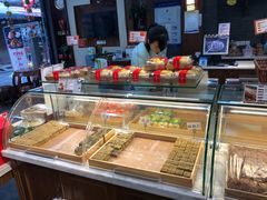面包甜点陈列柜-清真全盛斋传统糕点(西羊市店)