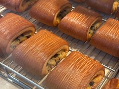 -VERIE BAKEHOUSE