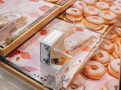 -巴黎贝甜(大宁国际商业广场店)
