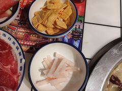 -喜悦小串丹东小黄牛海鲜烧烤大排档(民主广场店)