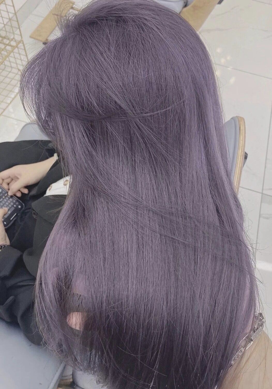紫灰发色