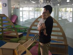 -乐融婴幼儿成长中心(四季青校区)
