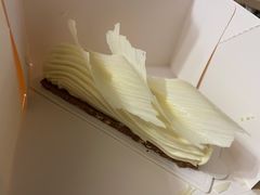 -潮一不贰·法式甜品·生日蛋糕·西式简餐(外滩店)