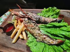 波本黄油炭烤青龙-TiKi餐厅酒吧