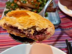 -香巴拉云南餐厅(华莱坞店)