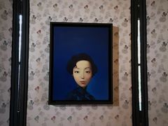 -Nathalie Djurberg与Hans Berg“牛皮纸包裹的月亮”-Prada荣宅当季展览