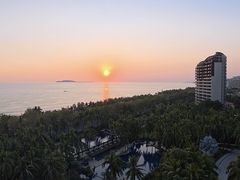 -三亚湾海居雅高铂尔曼度假酒店