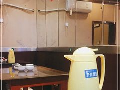 大堂-杨肥肠火锅大排档(火车站花园店)