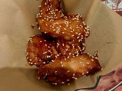 -必胜客(仲盛商城王安宇主题店)